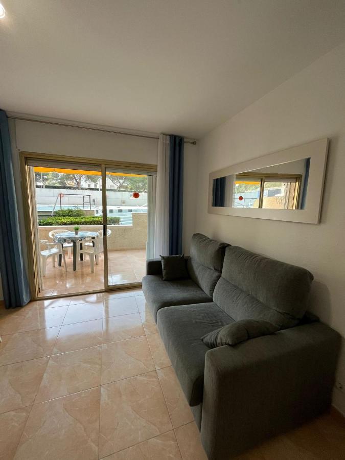 Apartamento En ซาลอว์ ภายนอก รูปภาพ